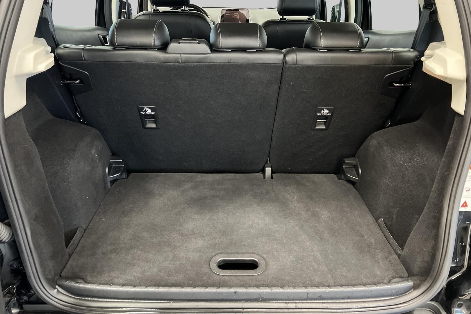 Ford Ecosport iso kuva 12