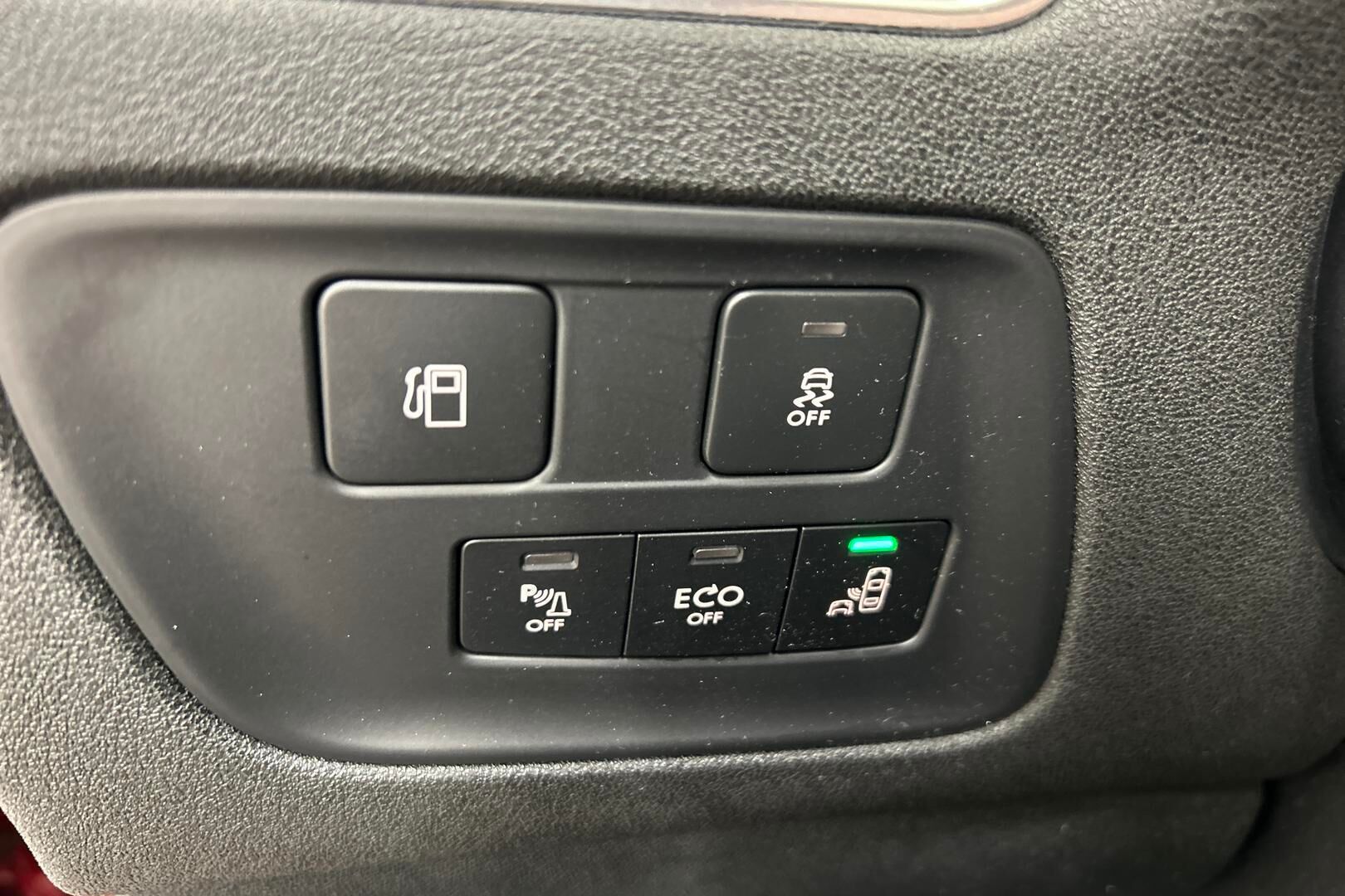 Citroen C4 iso kuva 15