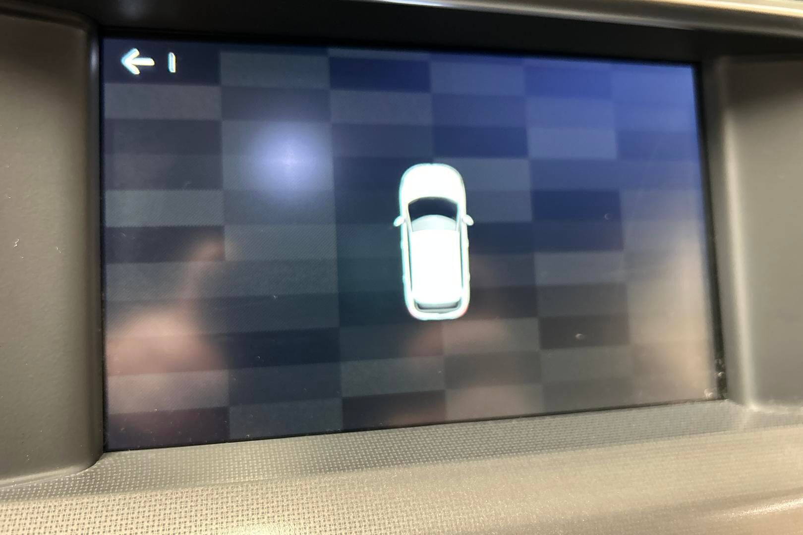 Citroen C4 iso kuva 21