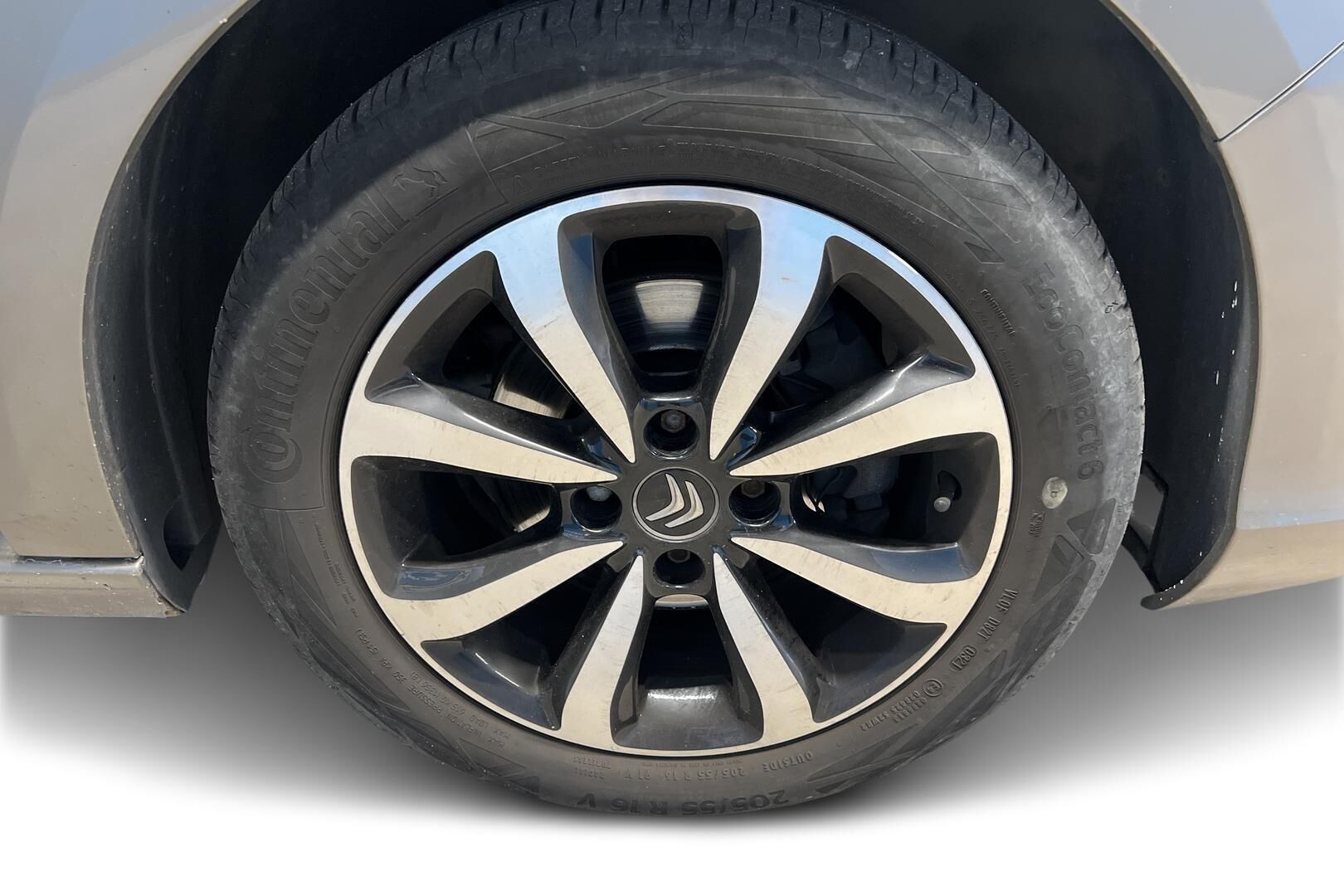 Citroen C4 iso kuva 22