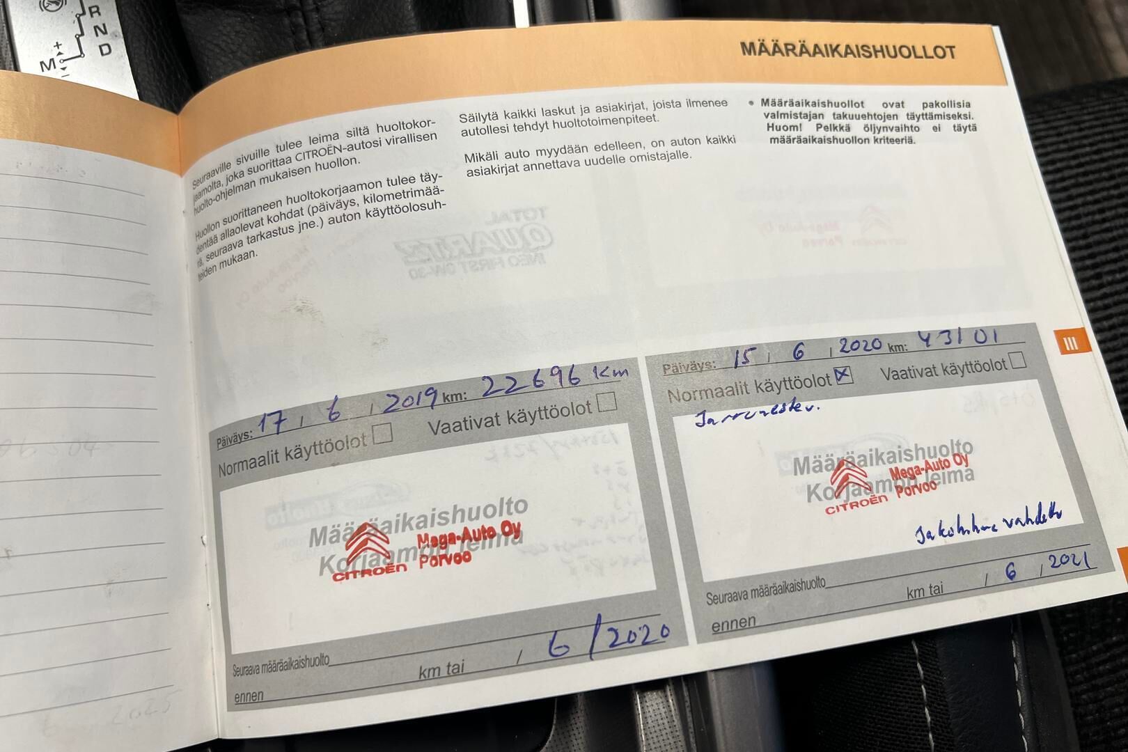 Citroen C4 iso kuva 13
