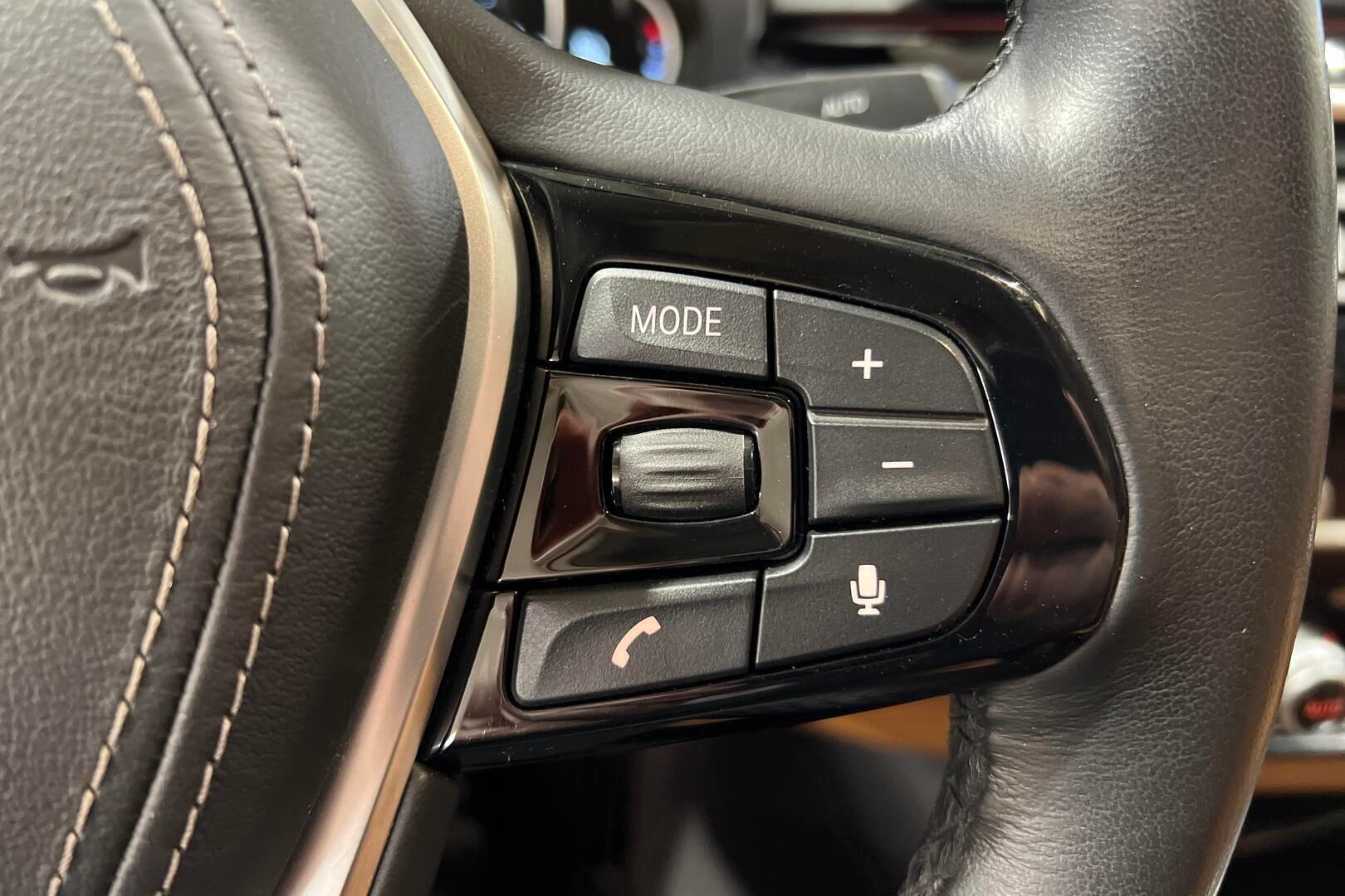 BMW 5-SARJA iso kuva 16