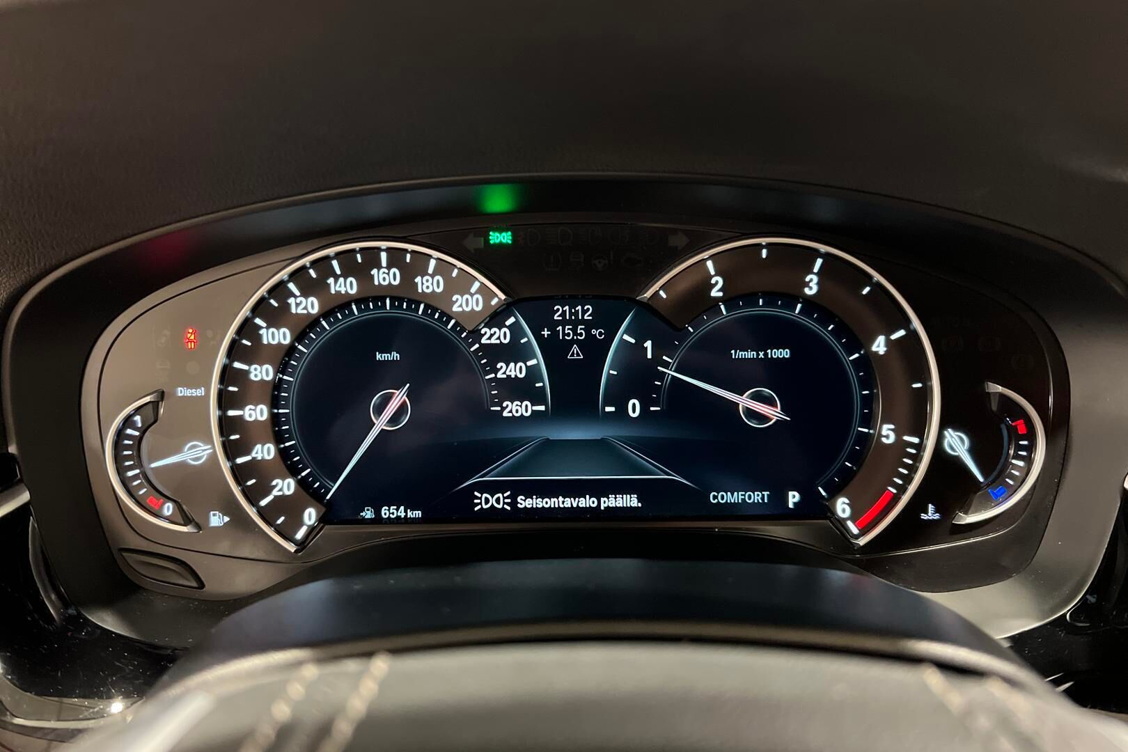 BMW 5-SARJA iso kuva 17