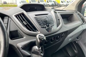 Ford Transit esikatselu 13