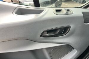 Ford Transit esikatselu 17