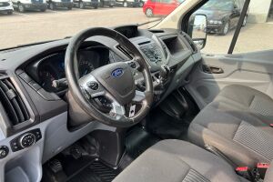 Ford Transit esikatselu 6