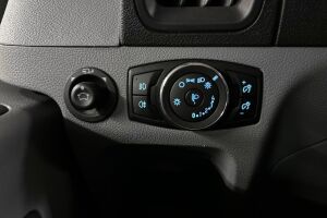 Ford Transit esikatselu 17