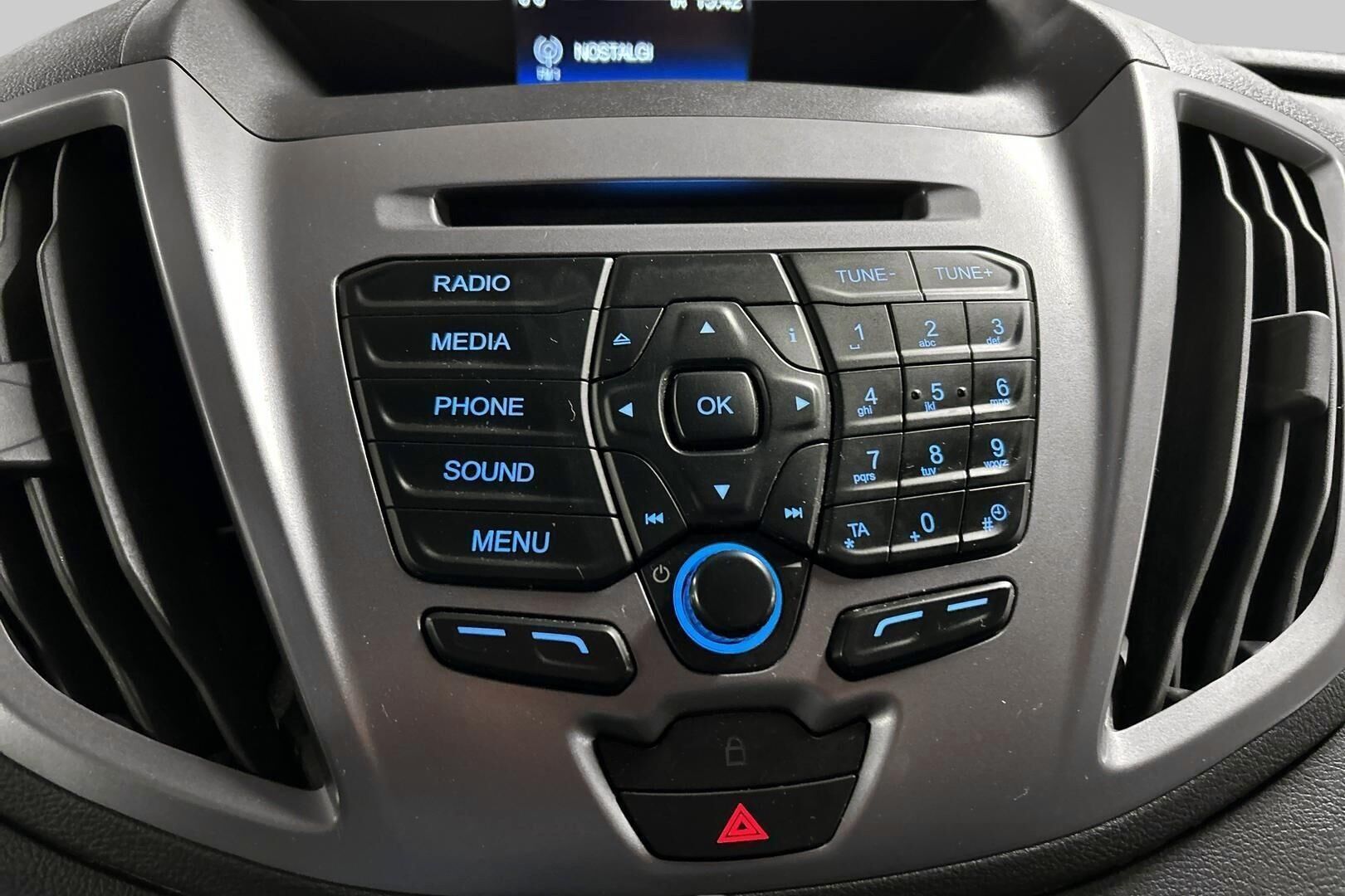 Ford Transit iso kuva 20