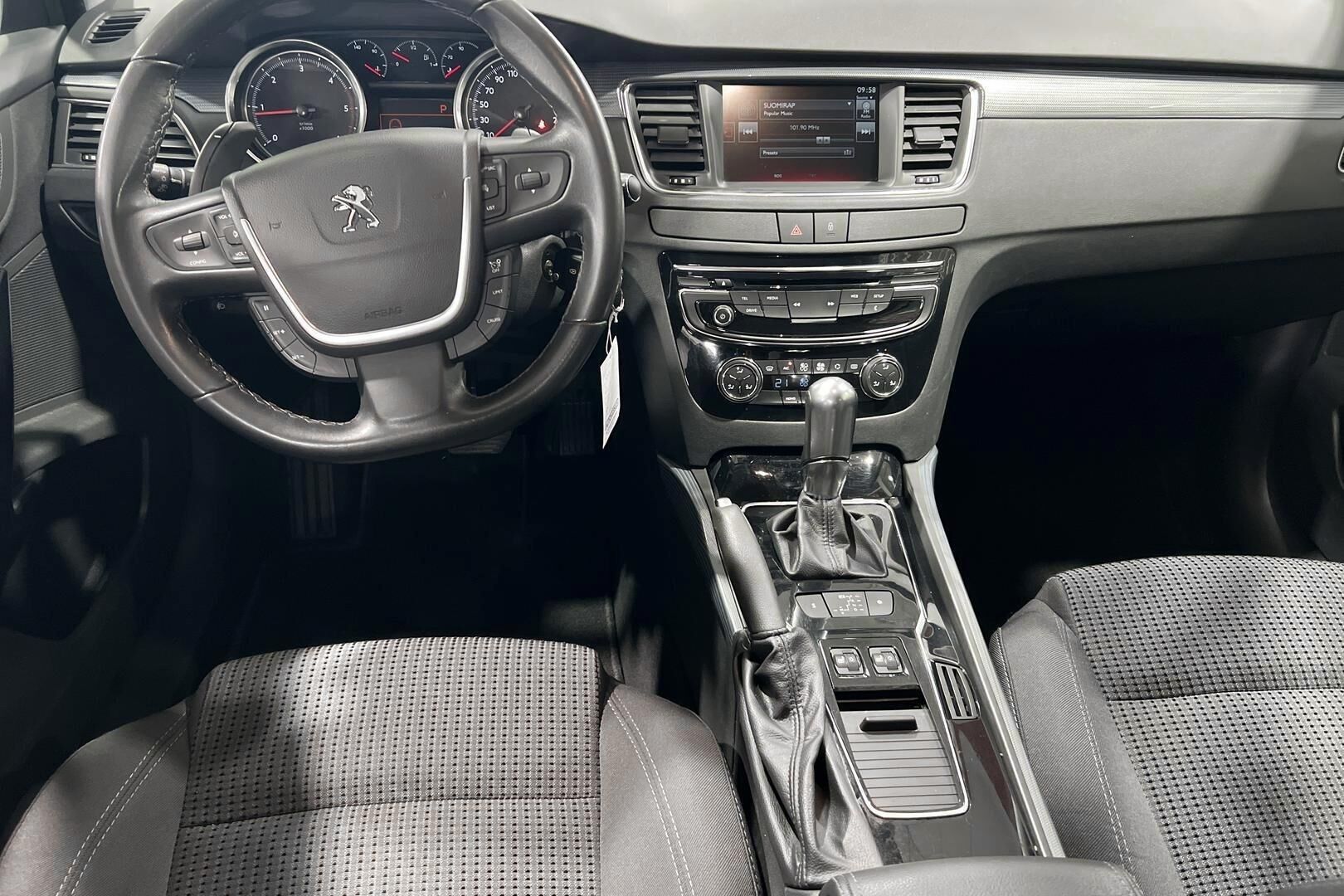 Peugeot 508 iso kuva 11