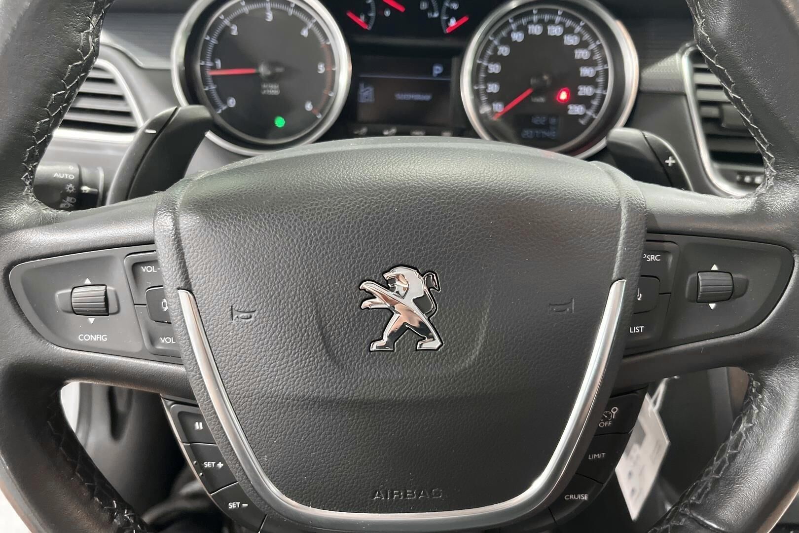 Peugeot 508 iso kuva 15