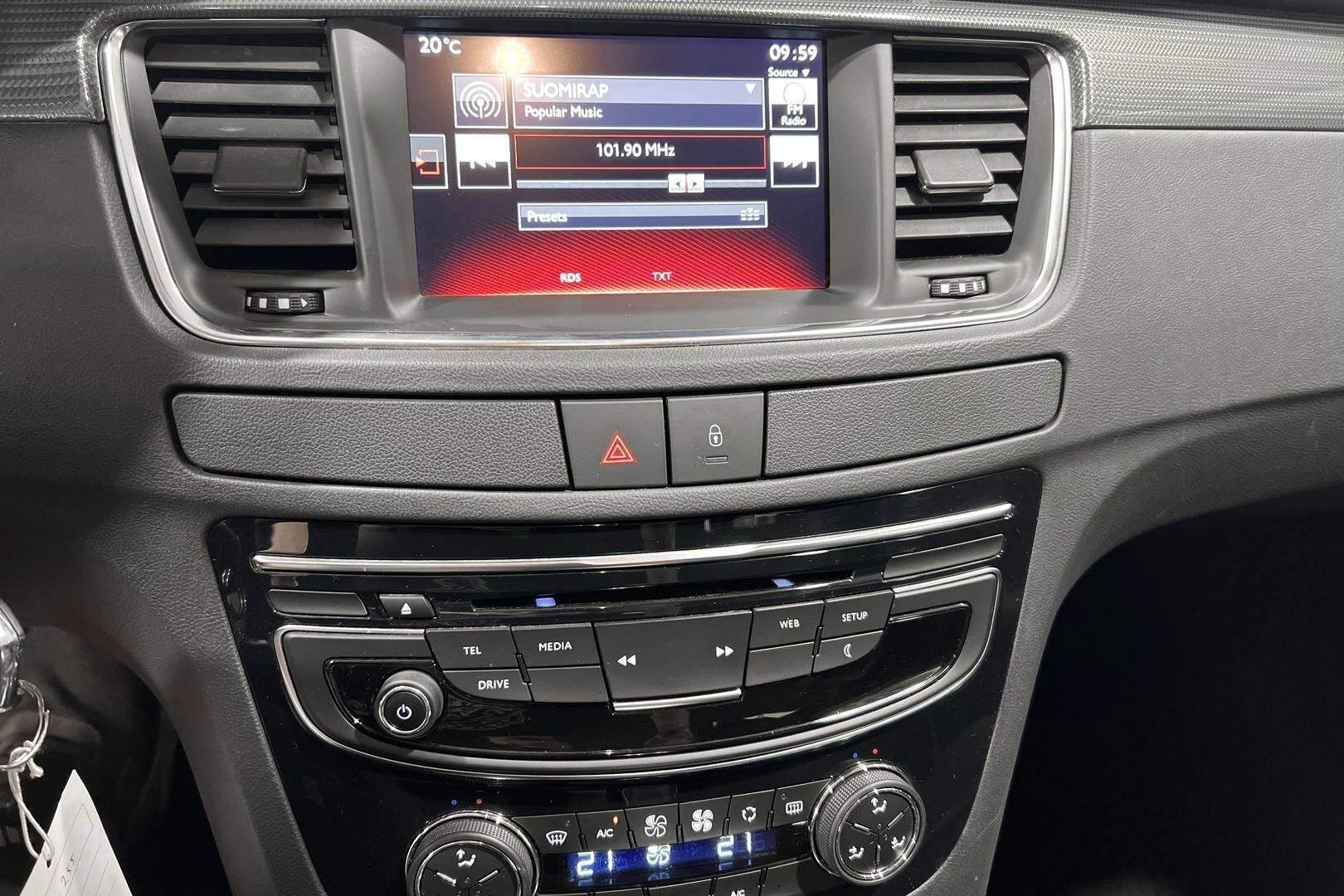 Peugeot 508 iso kuva 17