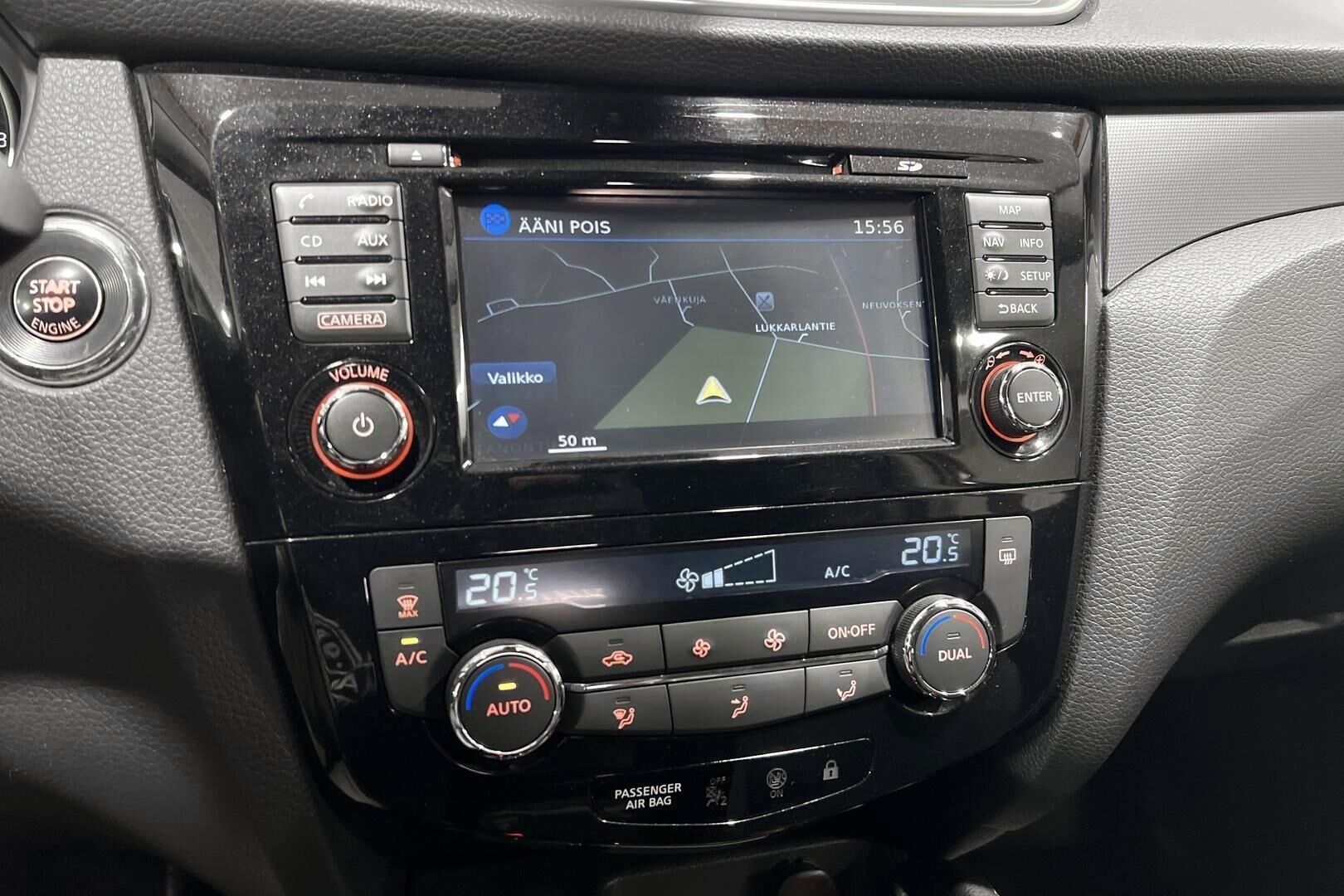 Nissan Qashqai iso kuva 17