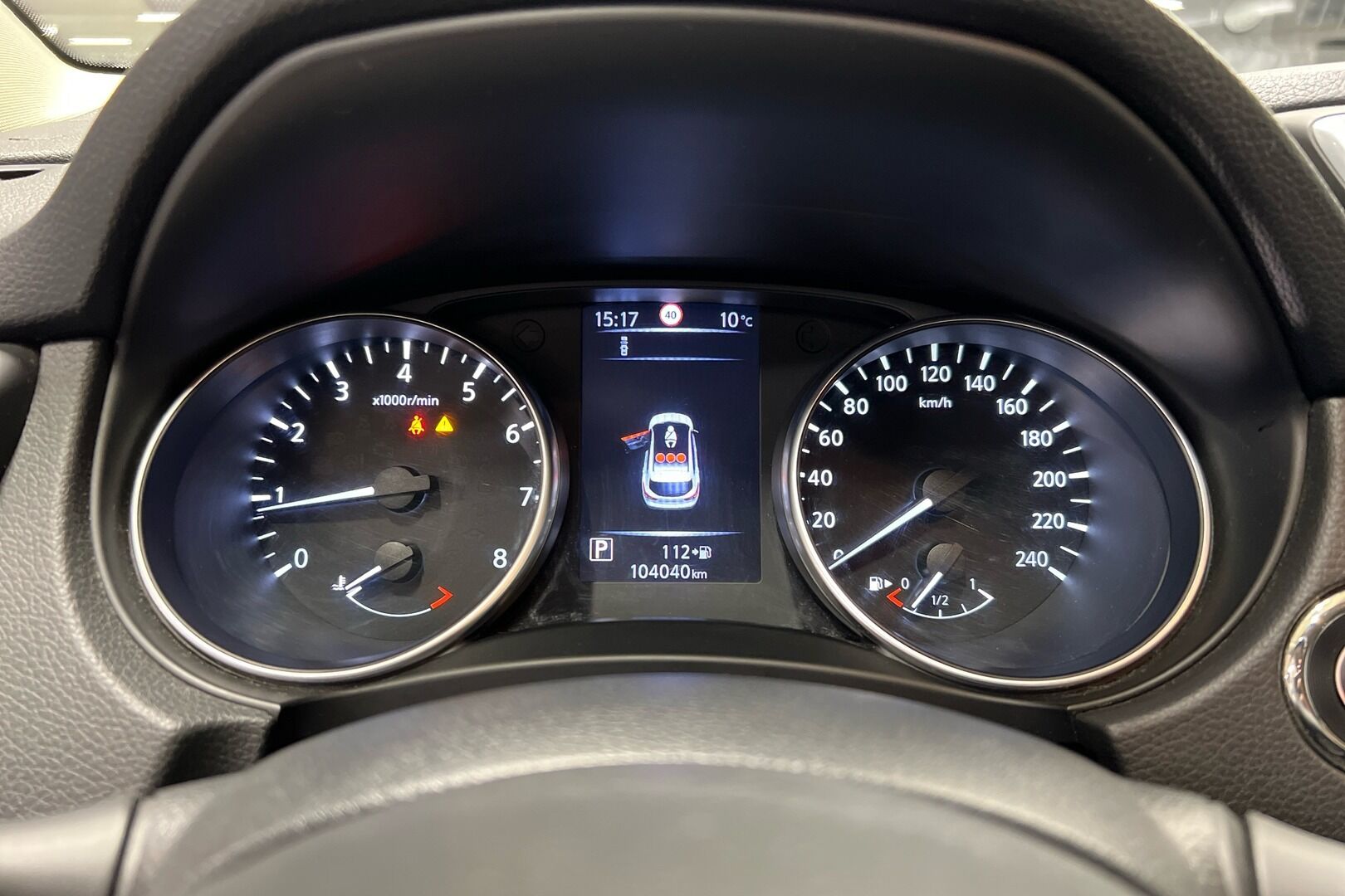 Nissan Qashqai iso kuva 10
