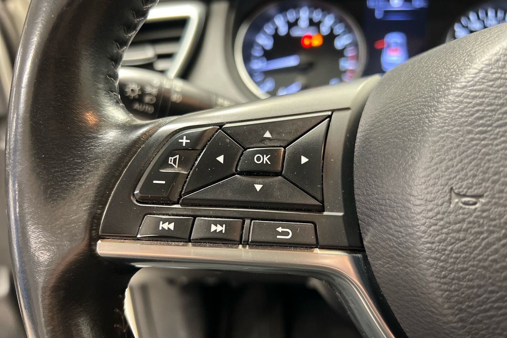 Nissan Qashqai iso kuva 13