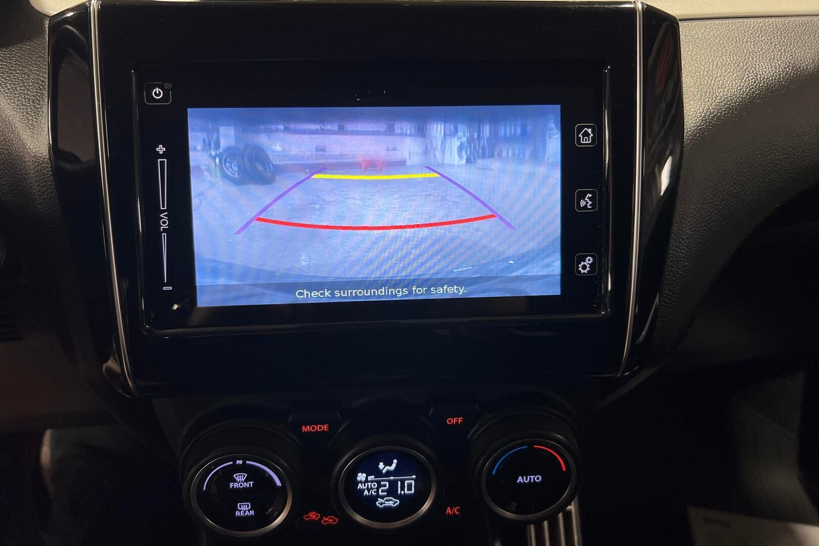 Suzuki Swift iso kuva 21