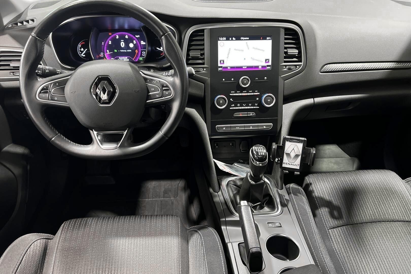 Renault Megane iso kuva 11