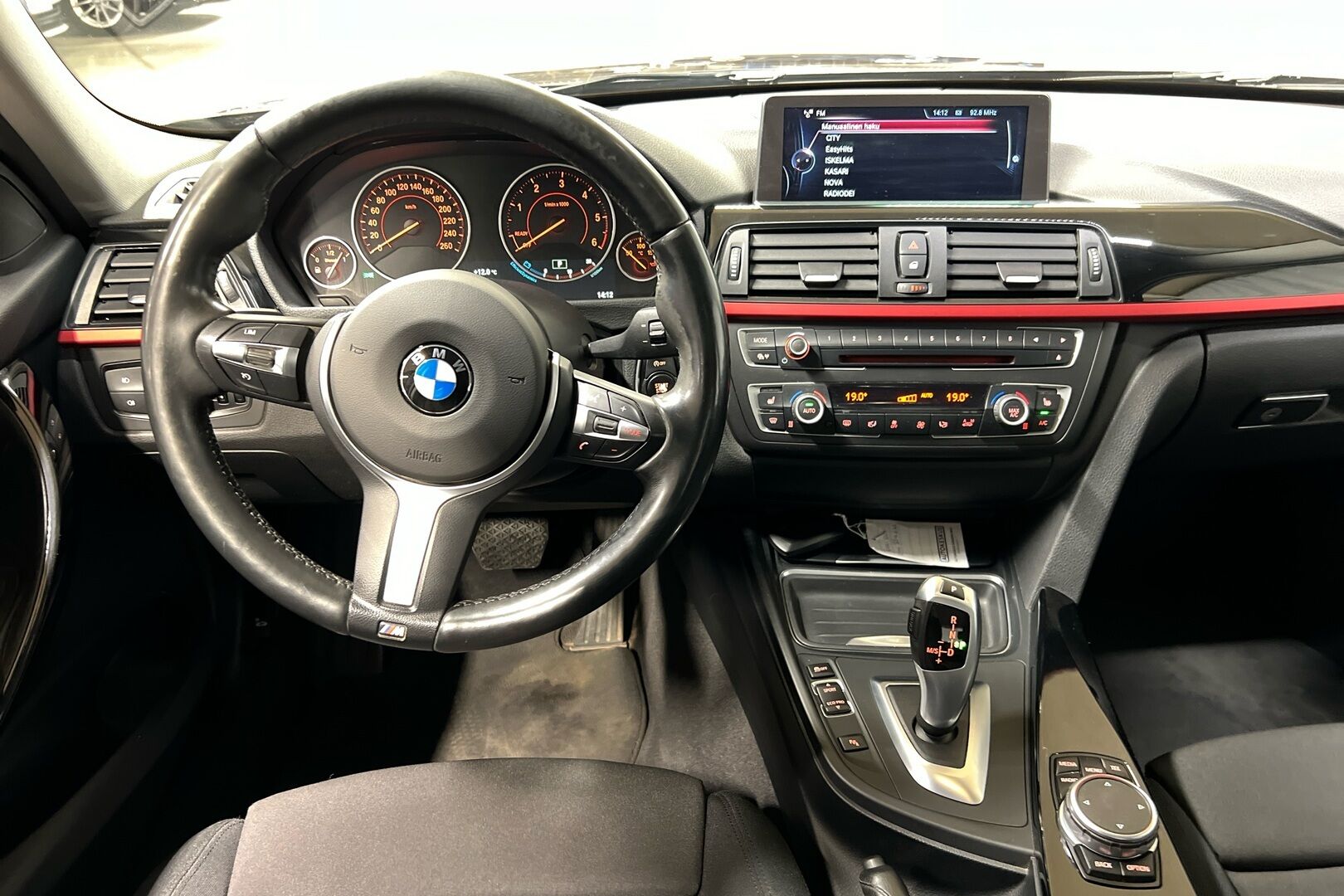 BMW 3-sarja iso kuva 6