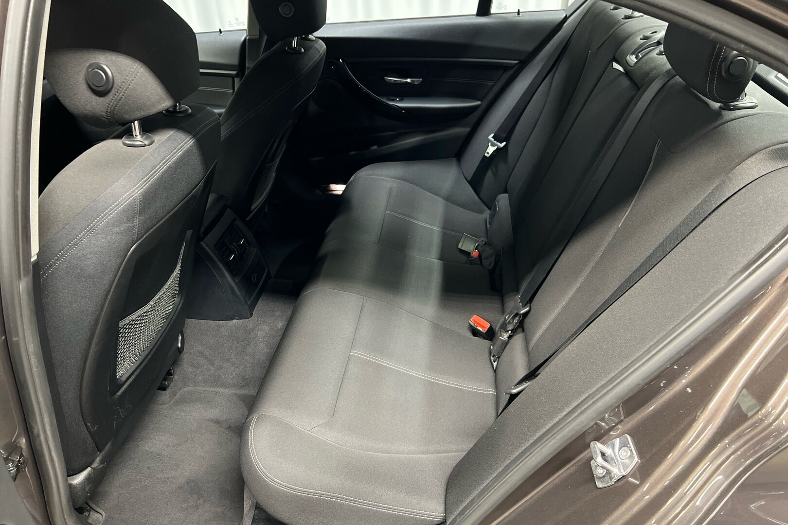 BMW 3-sarja iso kuva 8