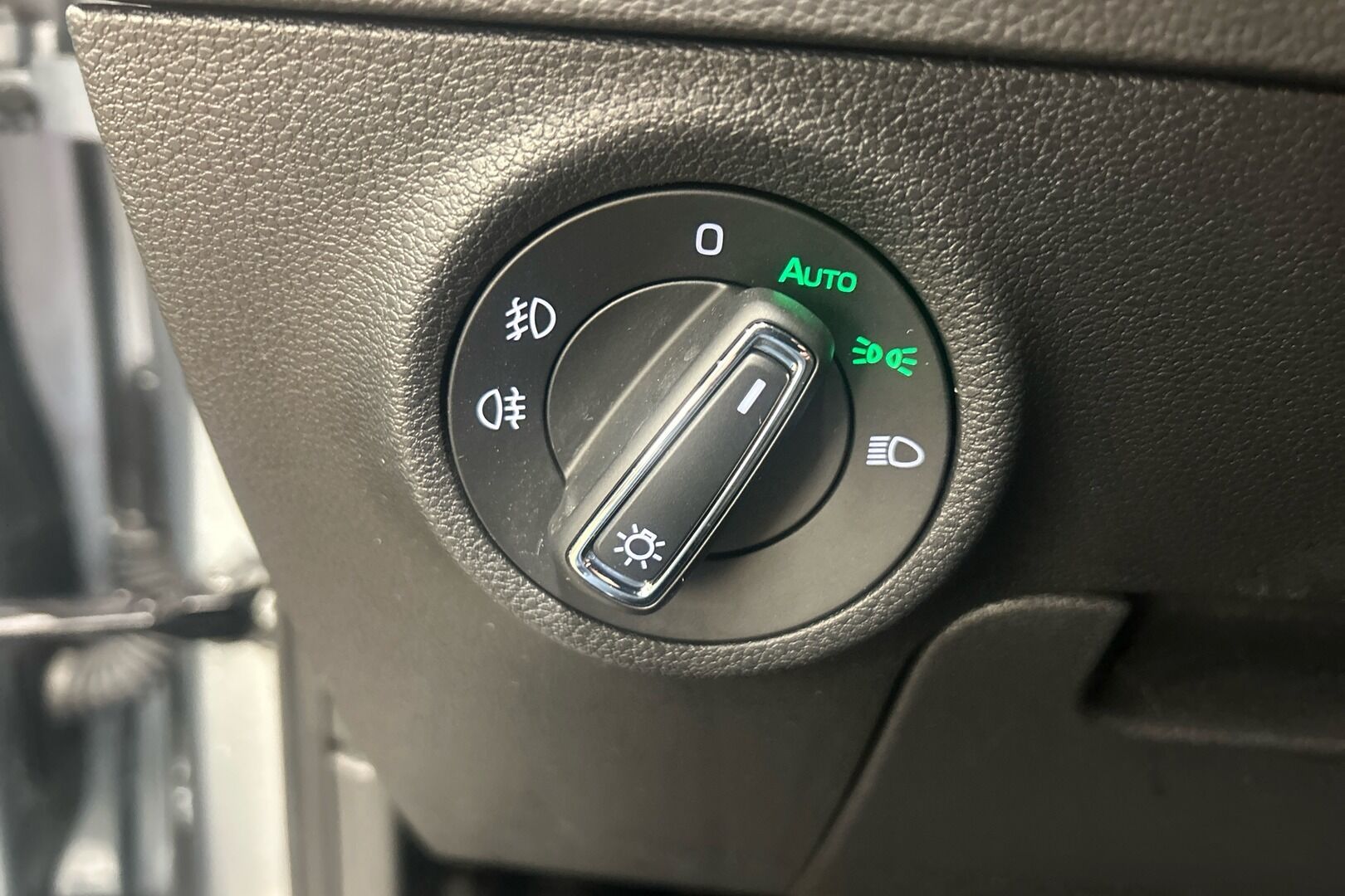 Skoda Karoq iso kuva 11