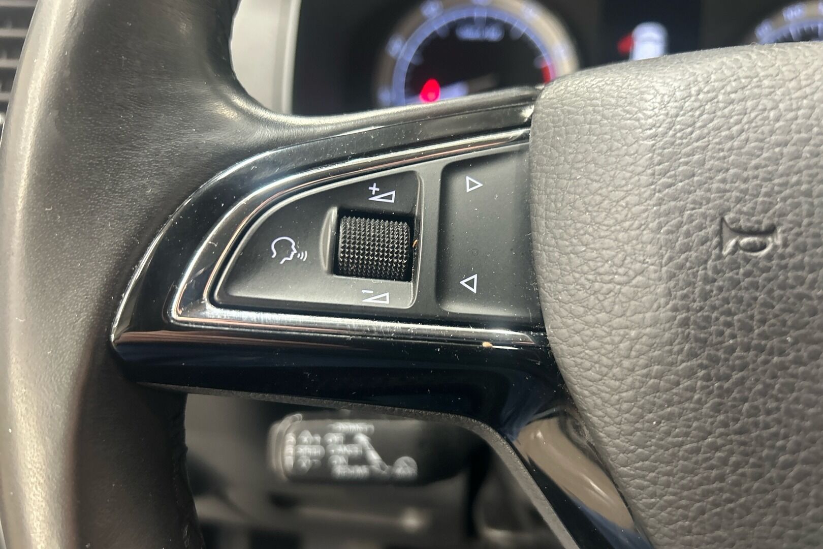 Skoda Karoq iso kuva 12