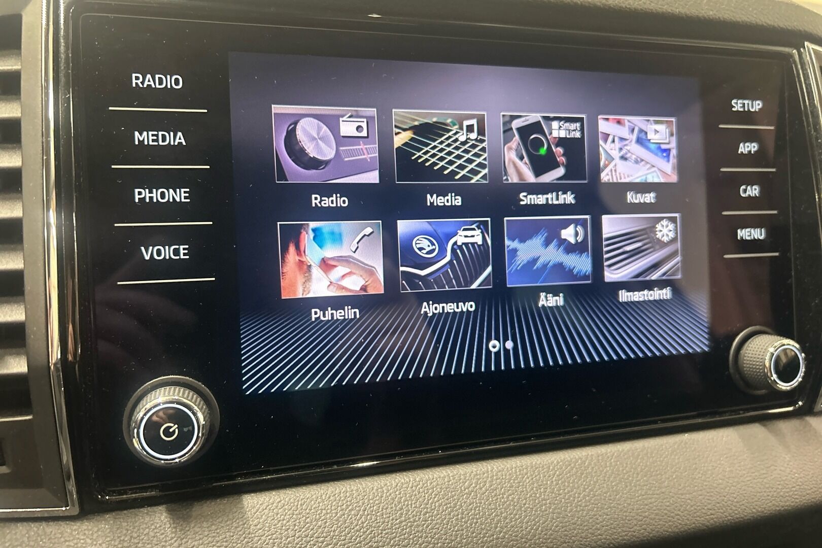 Skoda Karoq iso kuva 15