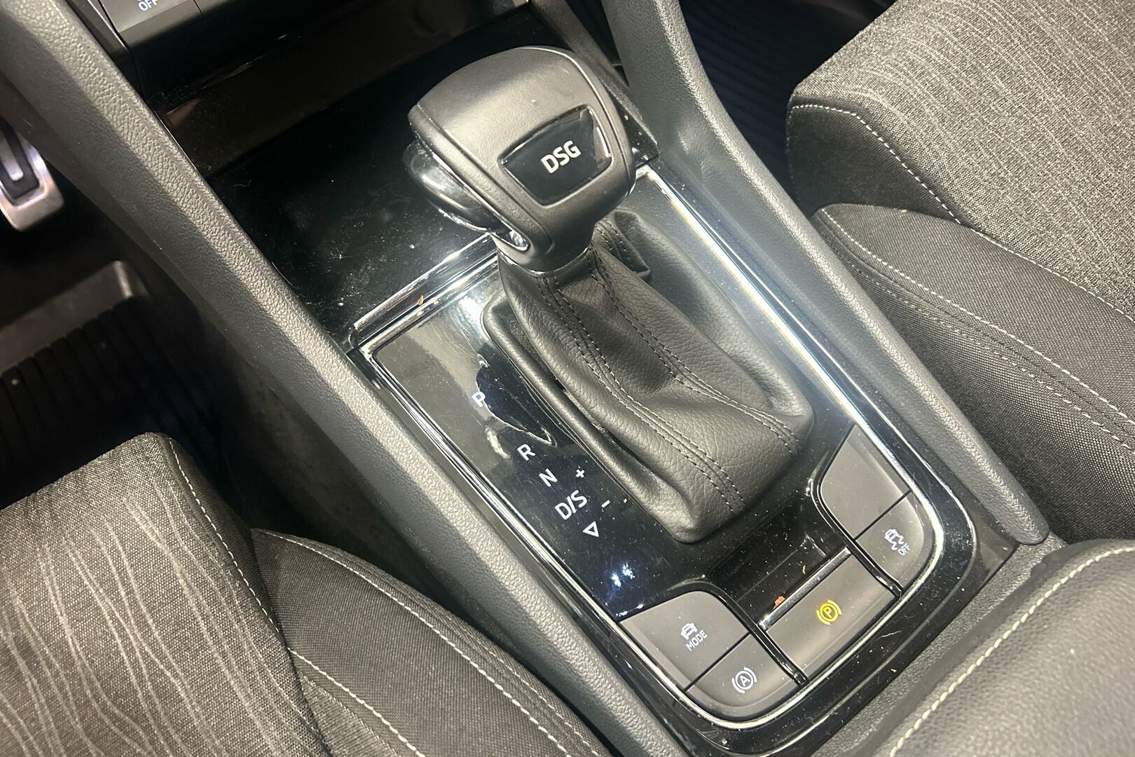 Skoda Karoq iso kuva 18
