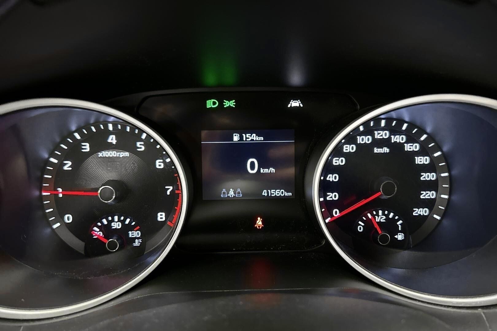 Kia Ceed iso kuva 11