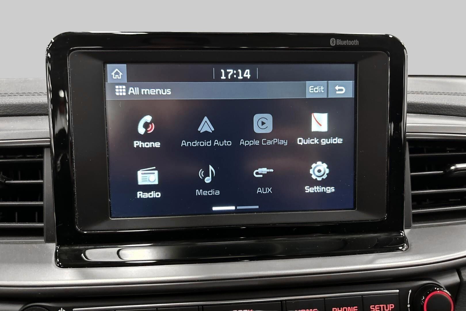 Kia Ceed iso kuva 13