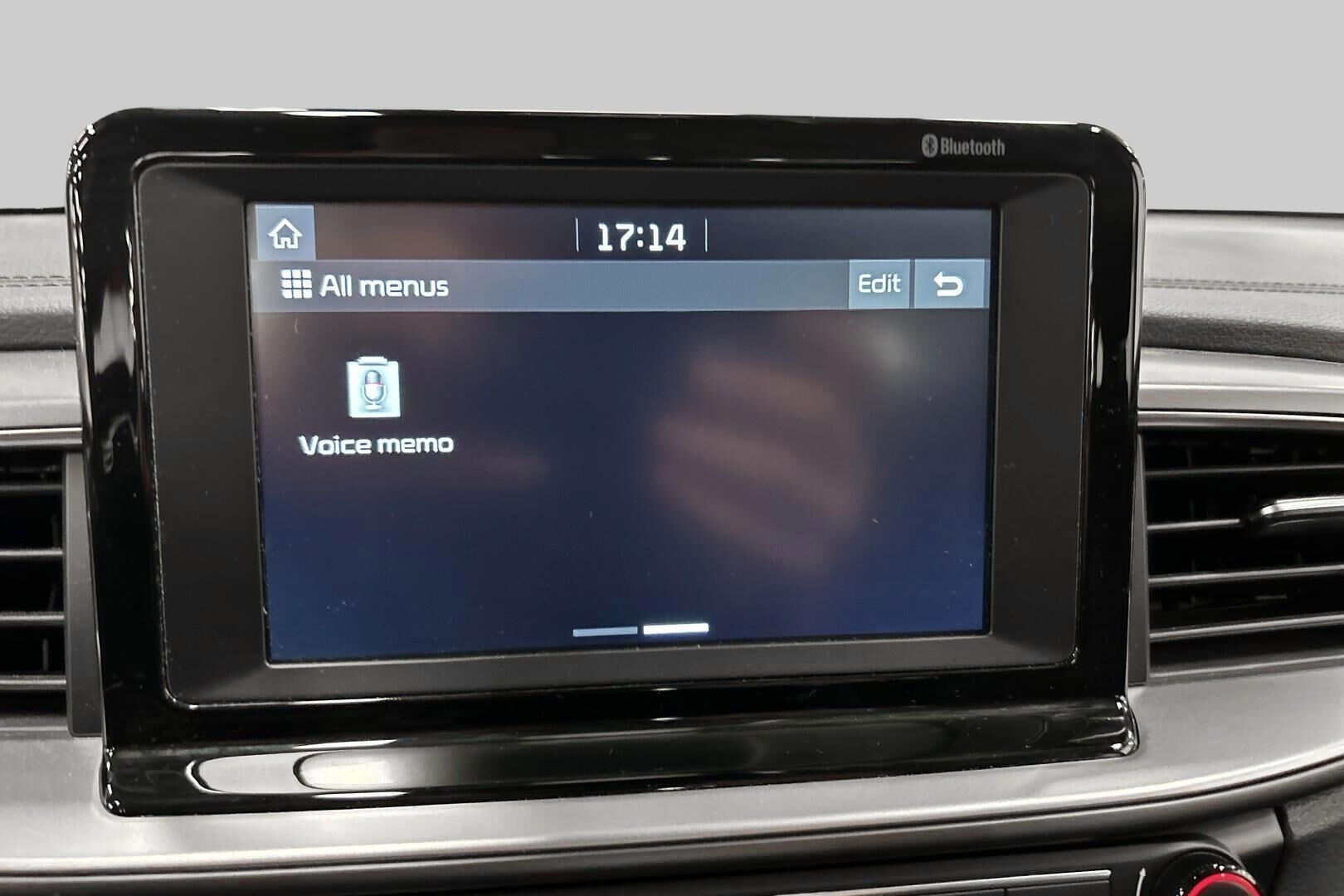 Kia Ceed iso kuva 14