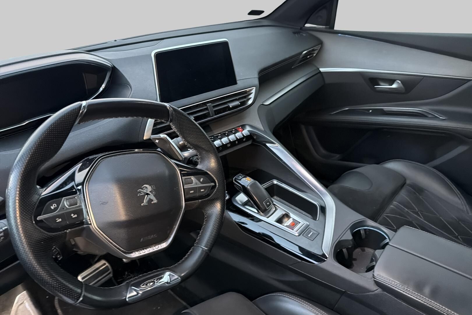 Peugeot 3008 iso kuva 1