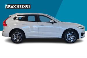 Volvo XC60 esikatselu 10