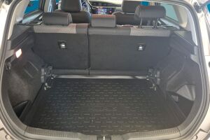 Toyota Auris esikatselu 9