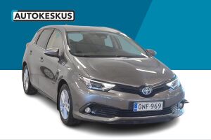 Toyota Auris esikatselu 2