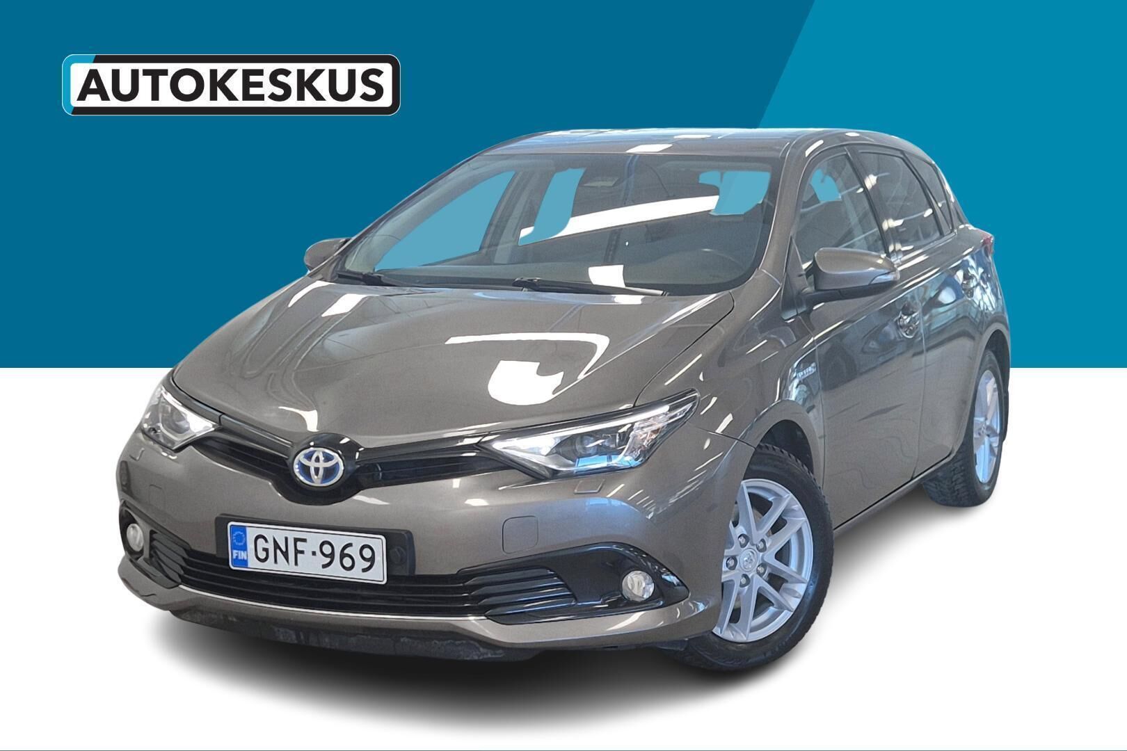Toyota Auris iso kuva 0