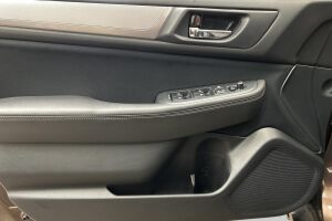 Subaru Outback esikatselu 10