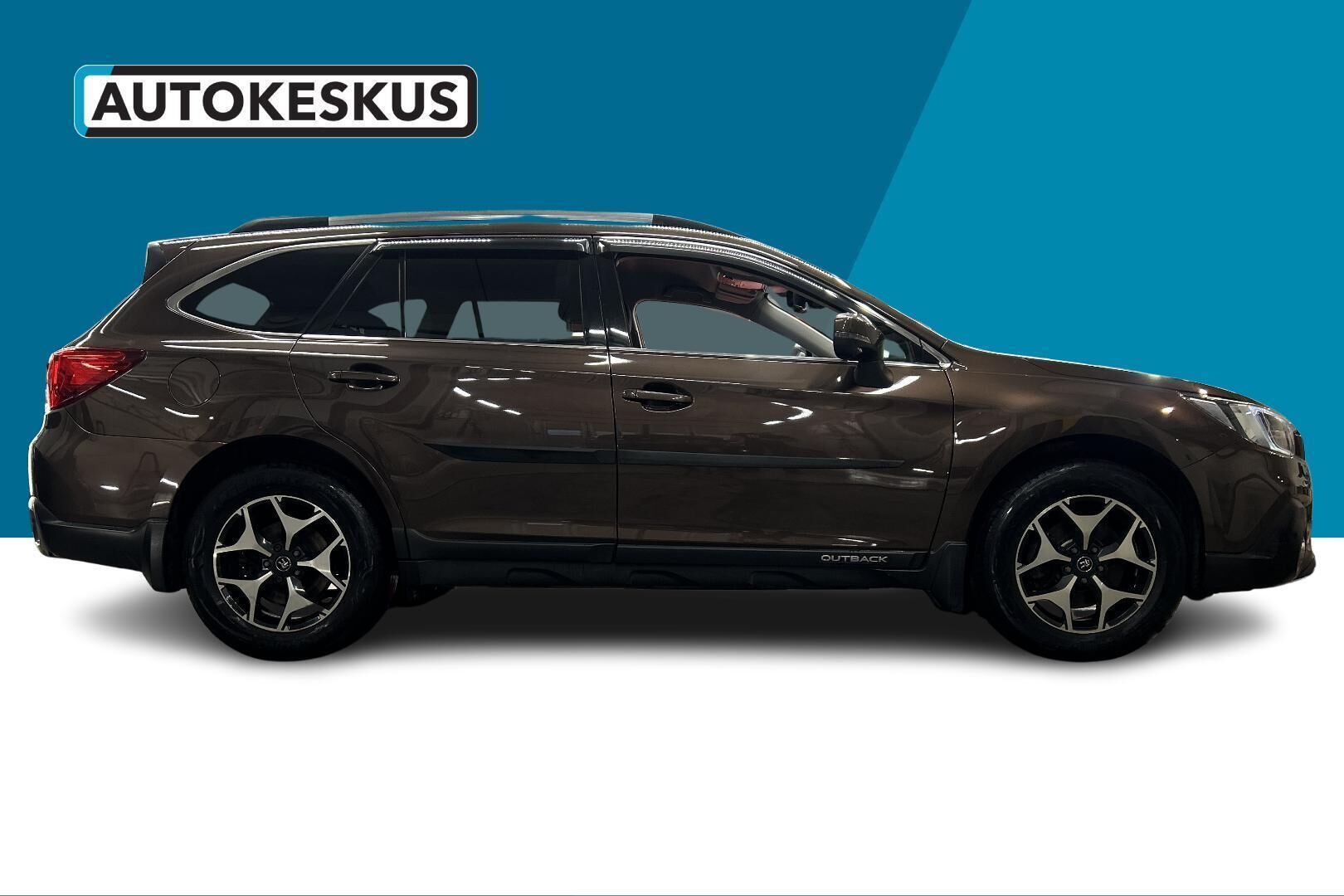 Subaru Outback iso kuva 13
