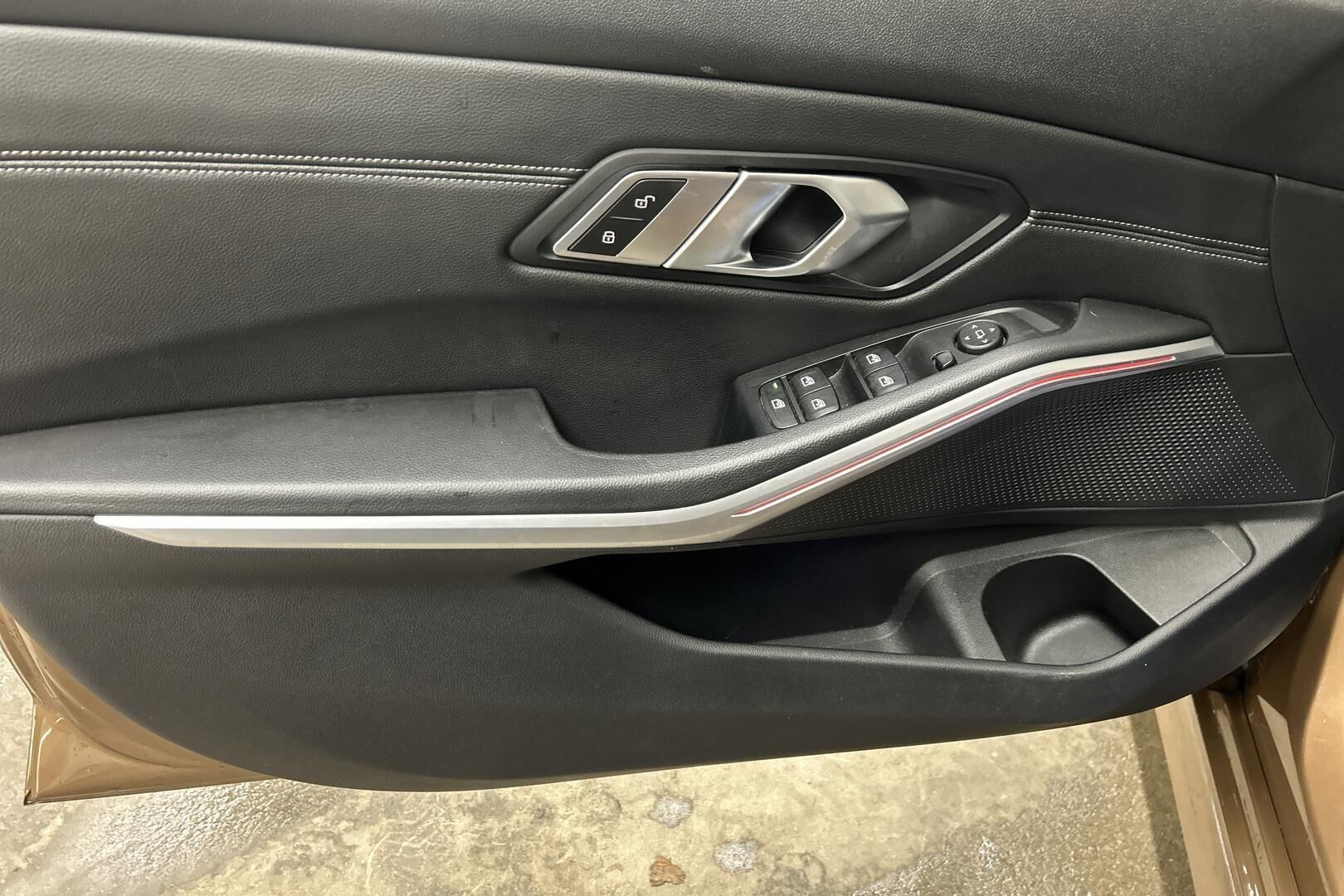 BMW 3-sarja iso kuva 20