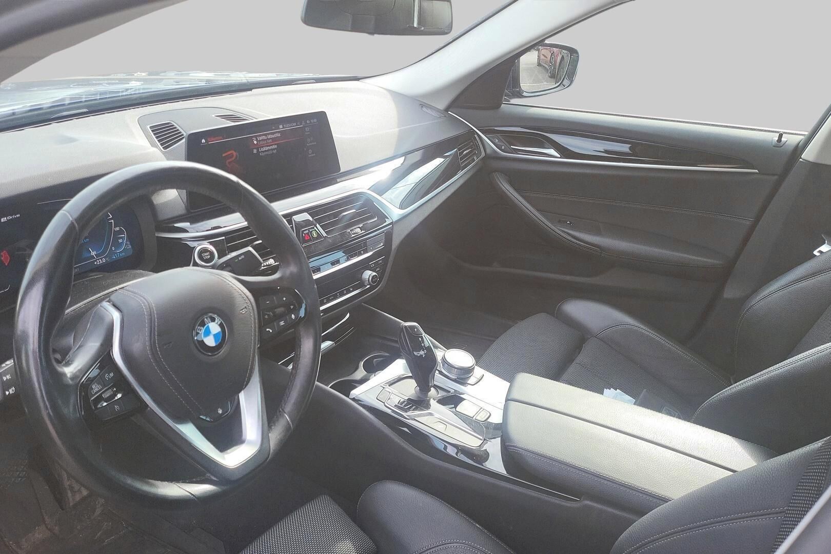 BMW 5-sarja iso kuva 1