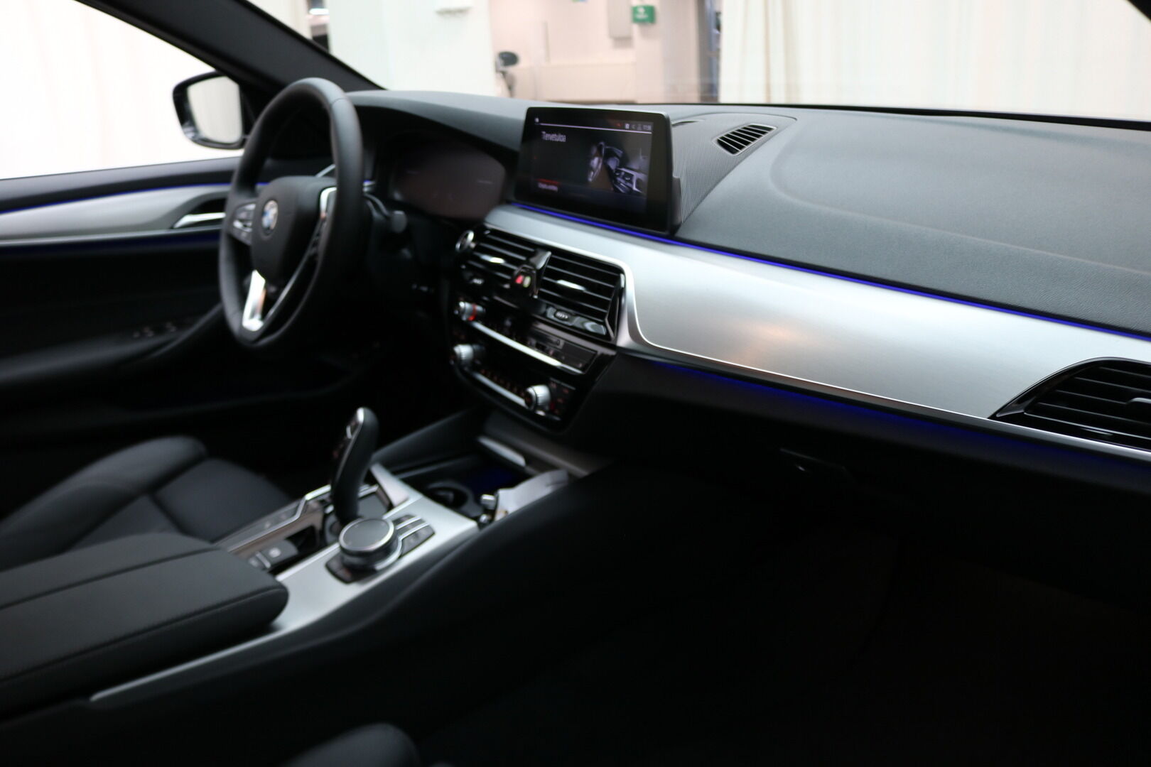 BMW 5-sarja iso kuva 5