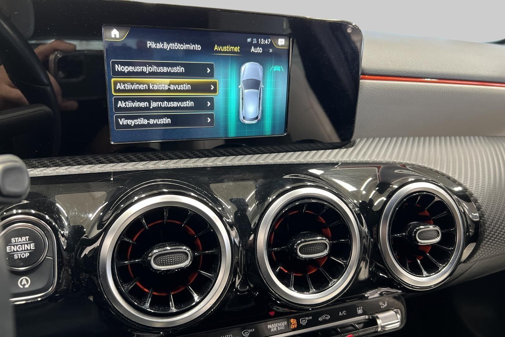 Mercedes-Benz A iso kuva 17