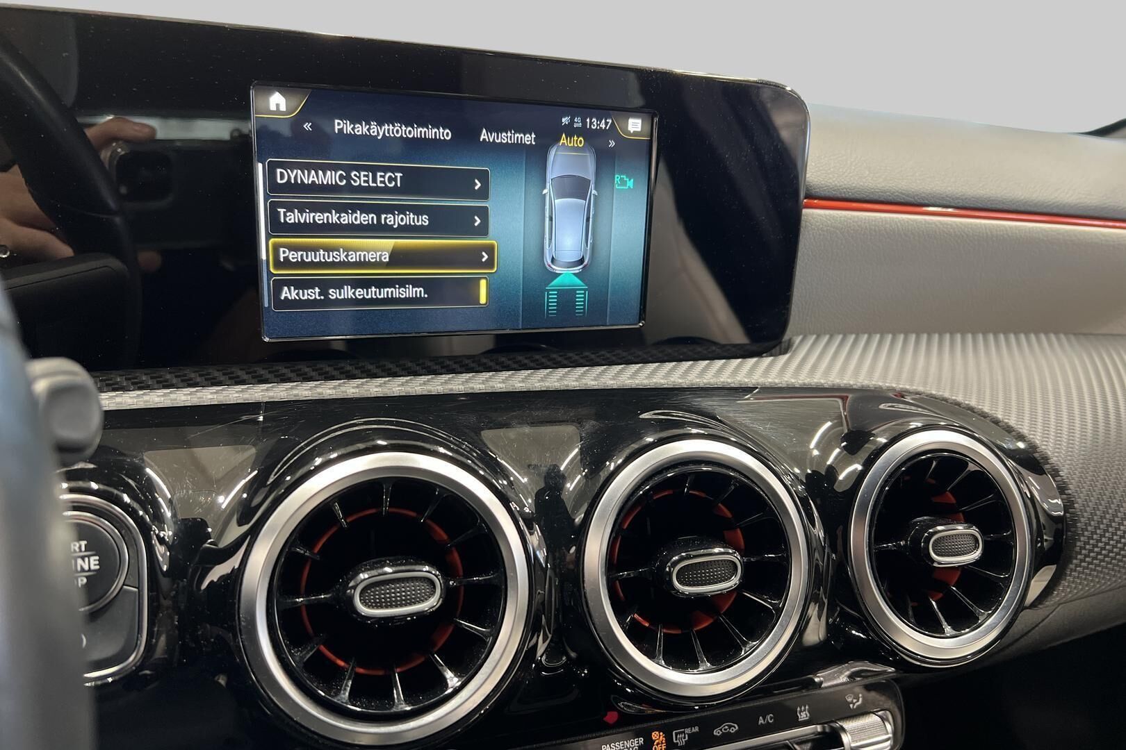 Mercedes-Benz A iso kuva 18