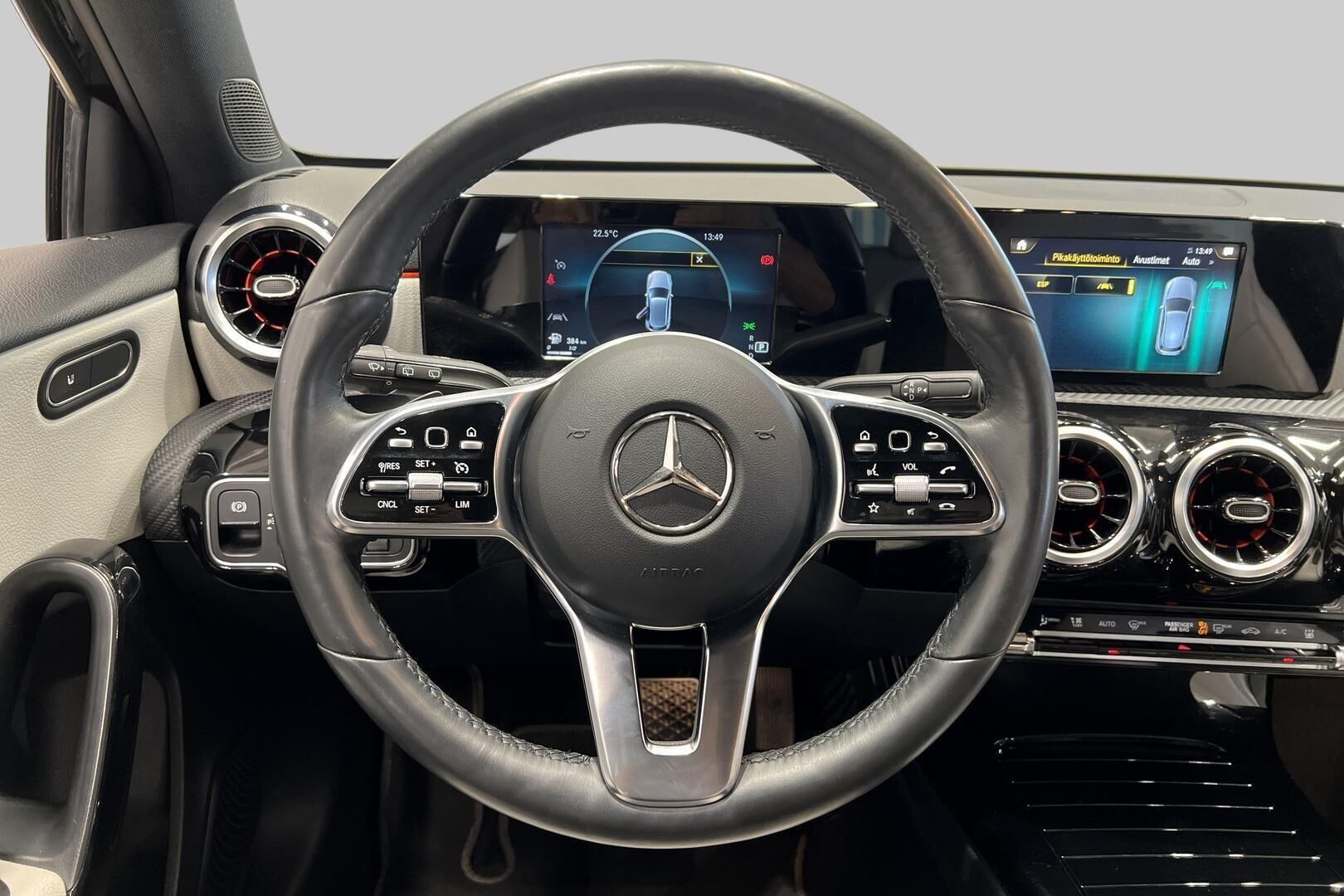 Mercedes-Benz A iso kuva 34