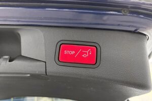 Mercedes-Benz C esikatselu 14