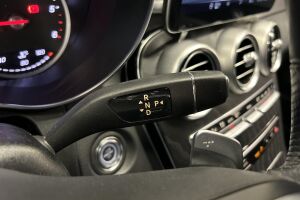 Mercedes-Benz C esikatselu 19