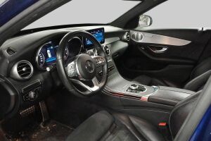 Mercedes-Benz C esikatselu 2