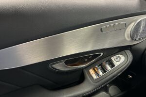 Mercedes-Benz C esikatselu 22