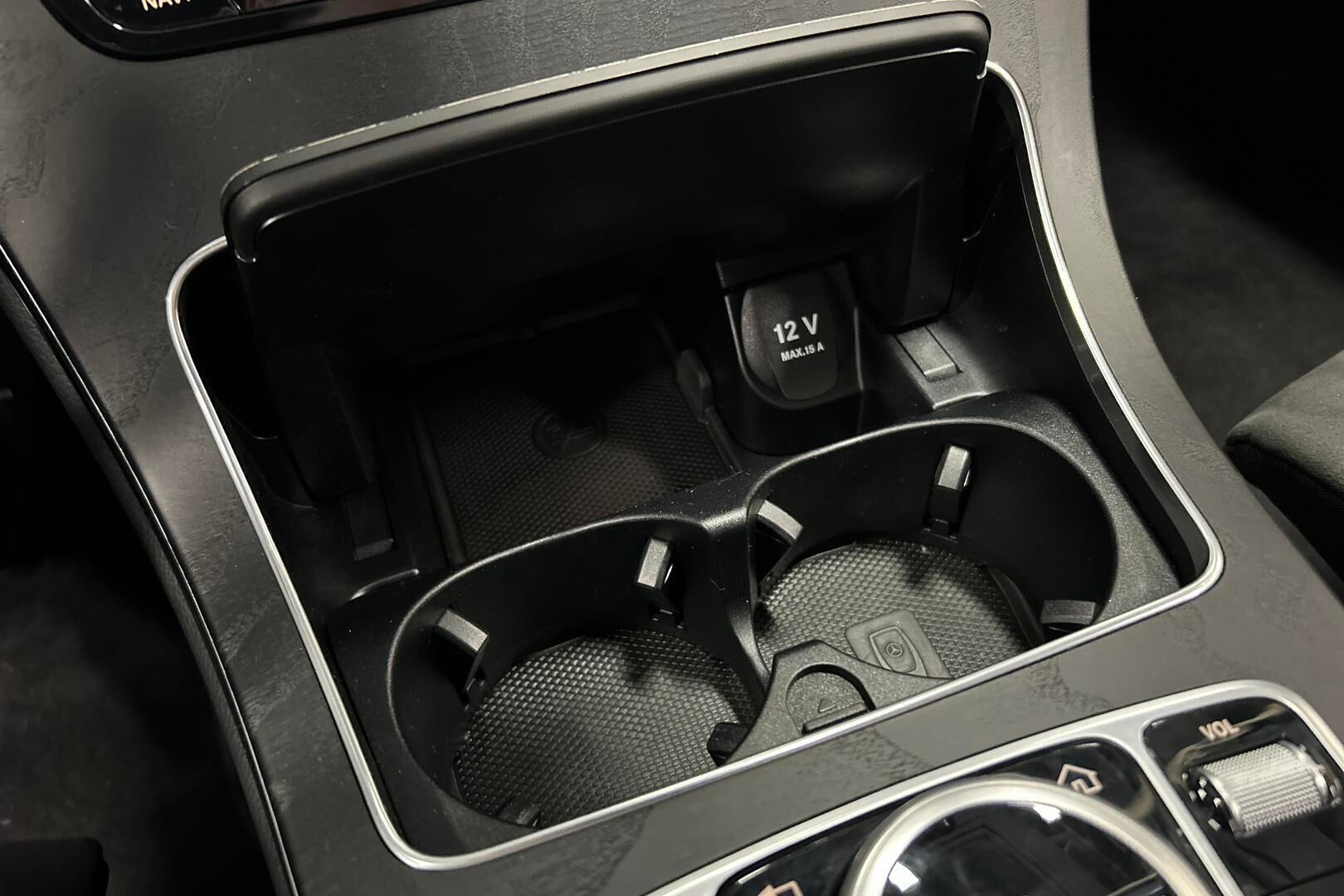 Mercedes-Benz C iso kuva 31