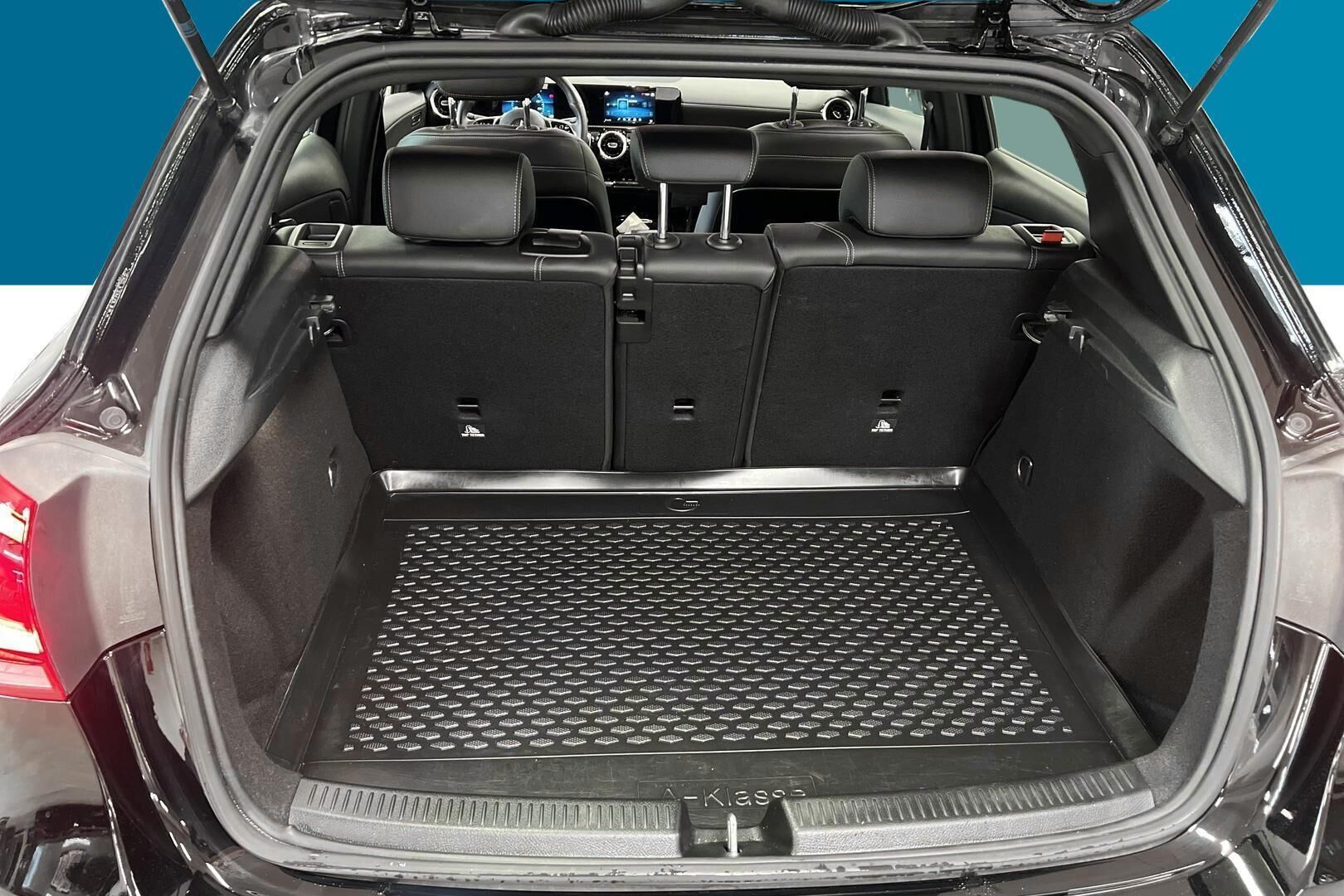 Mercedes-Benz A iso kuva 12