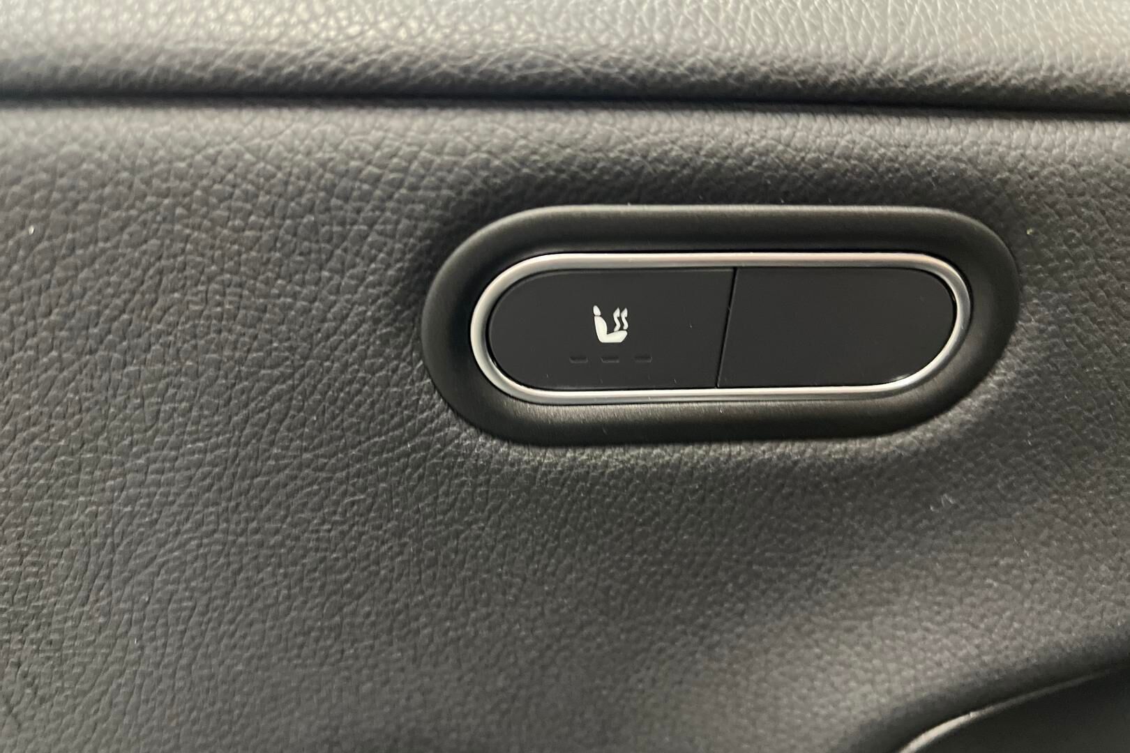 Mercedes-Benz A iso kuva 16