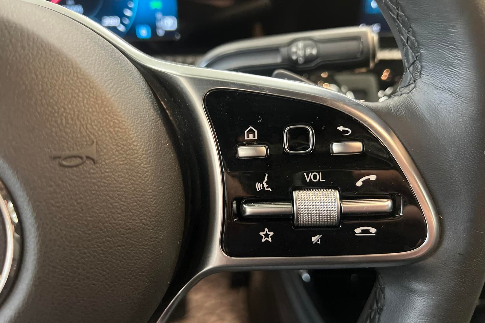 Mercedes-Benz A iso kuva 18